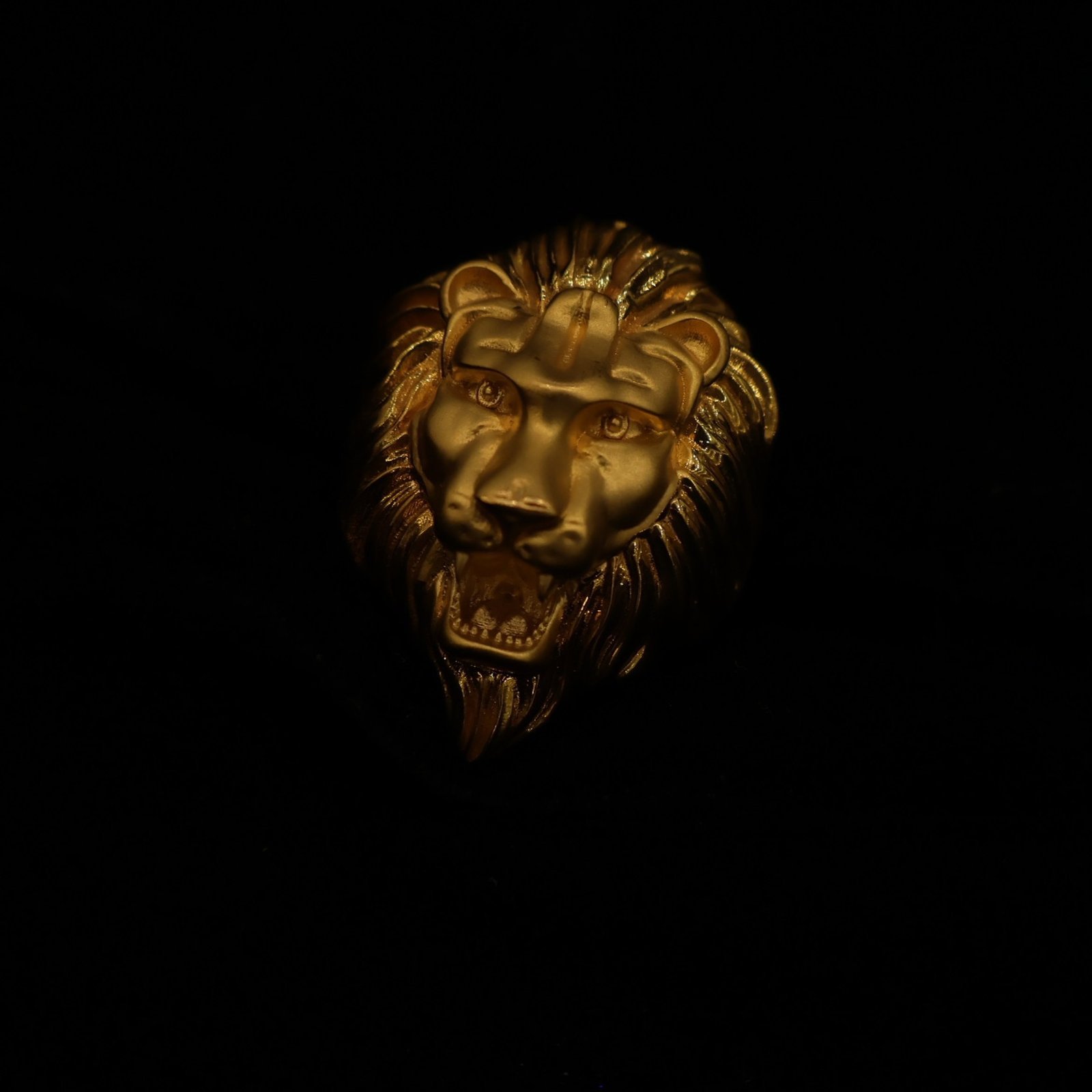 22KT Lion Face Gold Ring