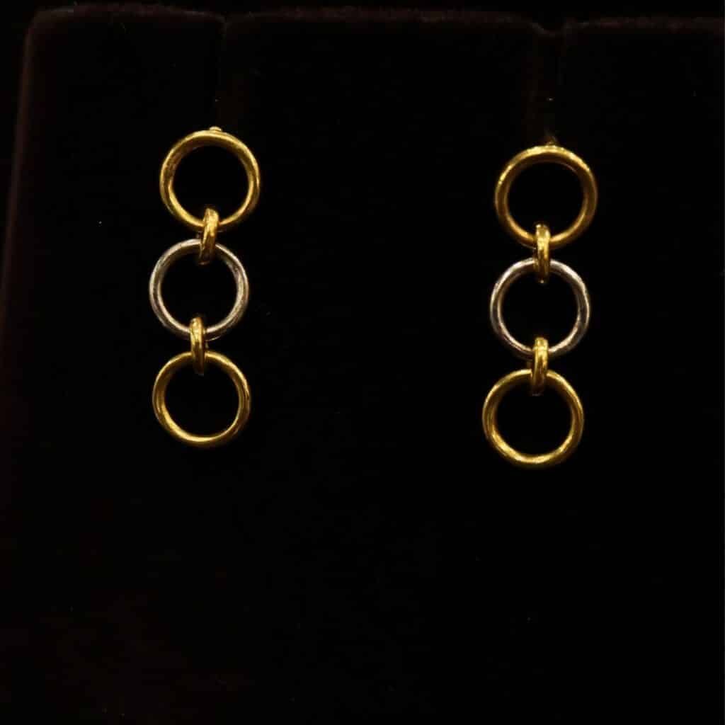 22KT Gold Casting Ring Design Stud Earrings with Rhodium Polish (HUID Hallmarked) – 3.56g