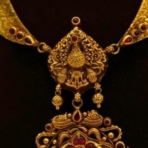 22KT Gold Antique Necklace with Pearl, Emerald Beads & Kundan Work (HUID Hallmarked) – Premium Traditional Collection (34.68g)