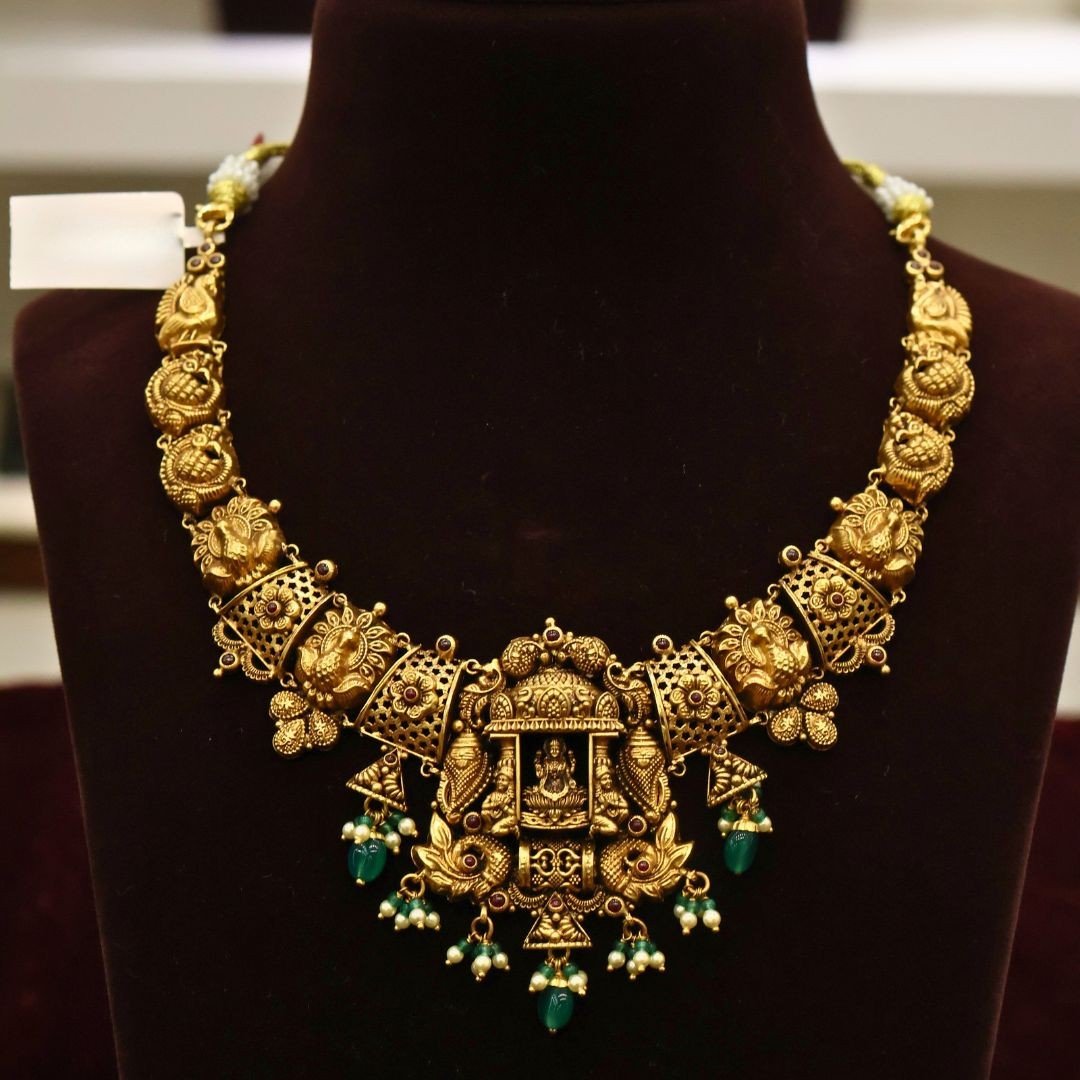 22KT Antique Nakas Gold Necklace with Pearl & Green Beads (HUID Hallmarked) – 23.28g