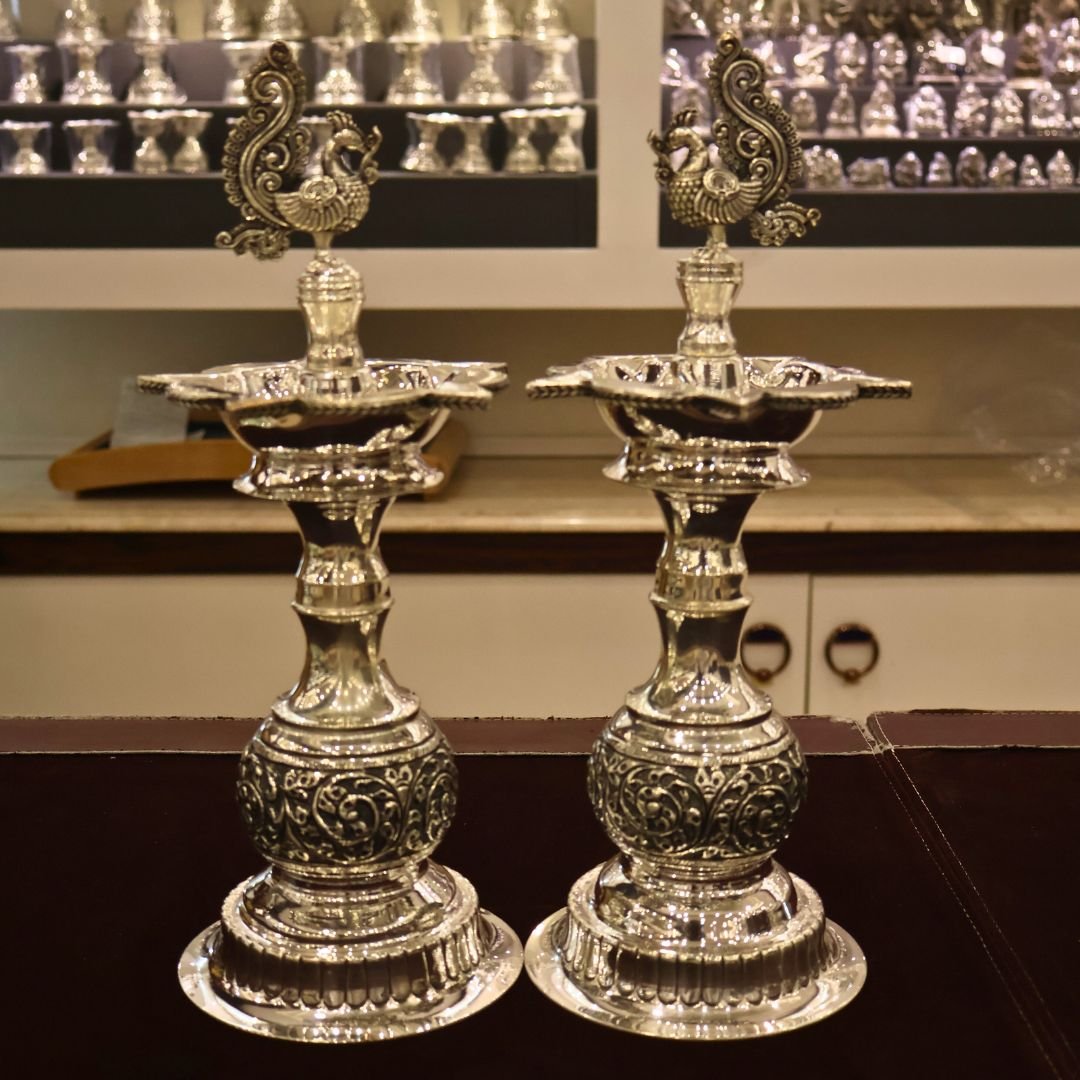 92.5 Silver Antique Idol (HUID Hallmarked) – 736.50g