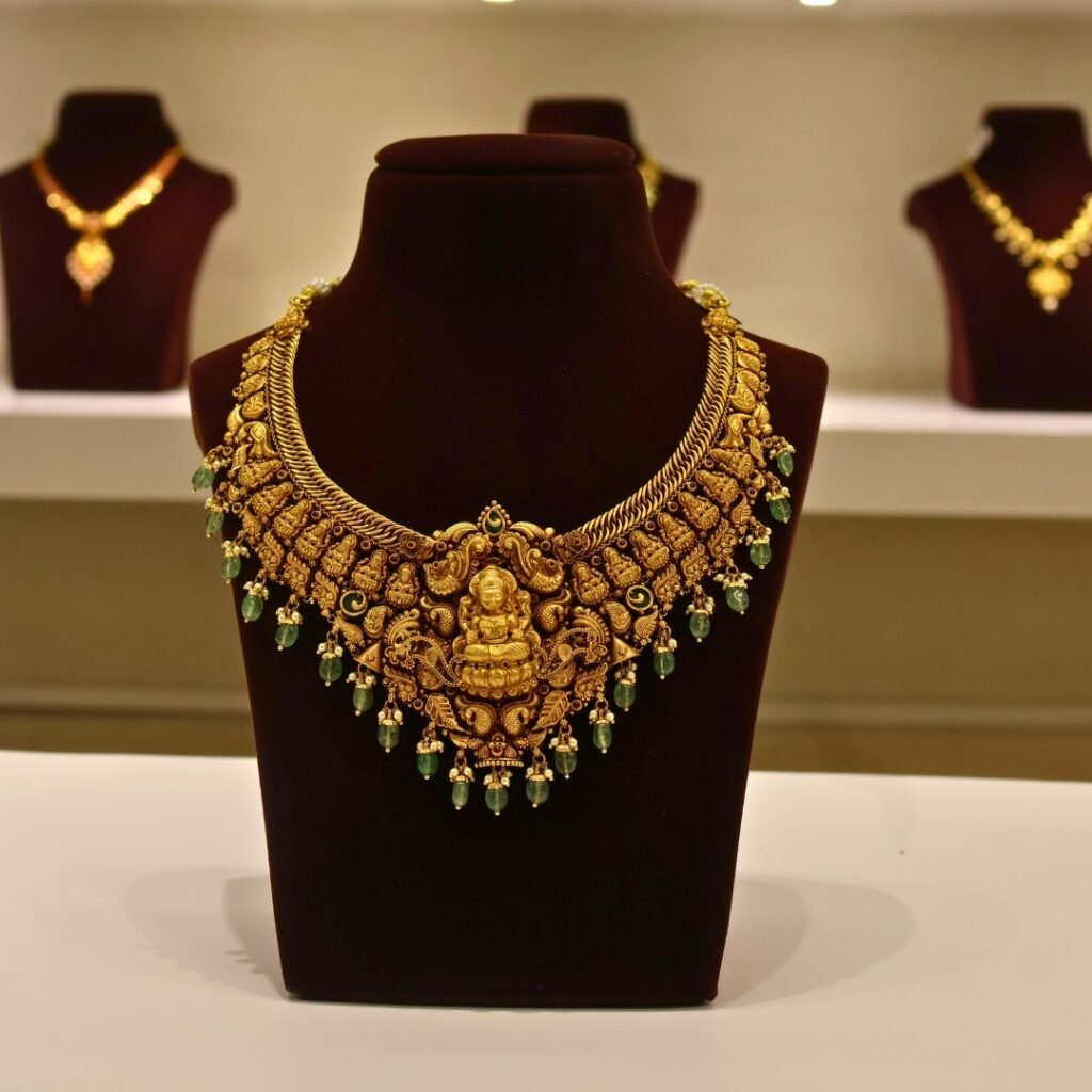 22KT Gold Antique Nakasa Lakshmi Necklace with Pearl & Green Beads (HUID Hallmarked) – Grand Bridal Collection (49.63g)