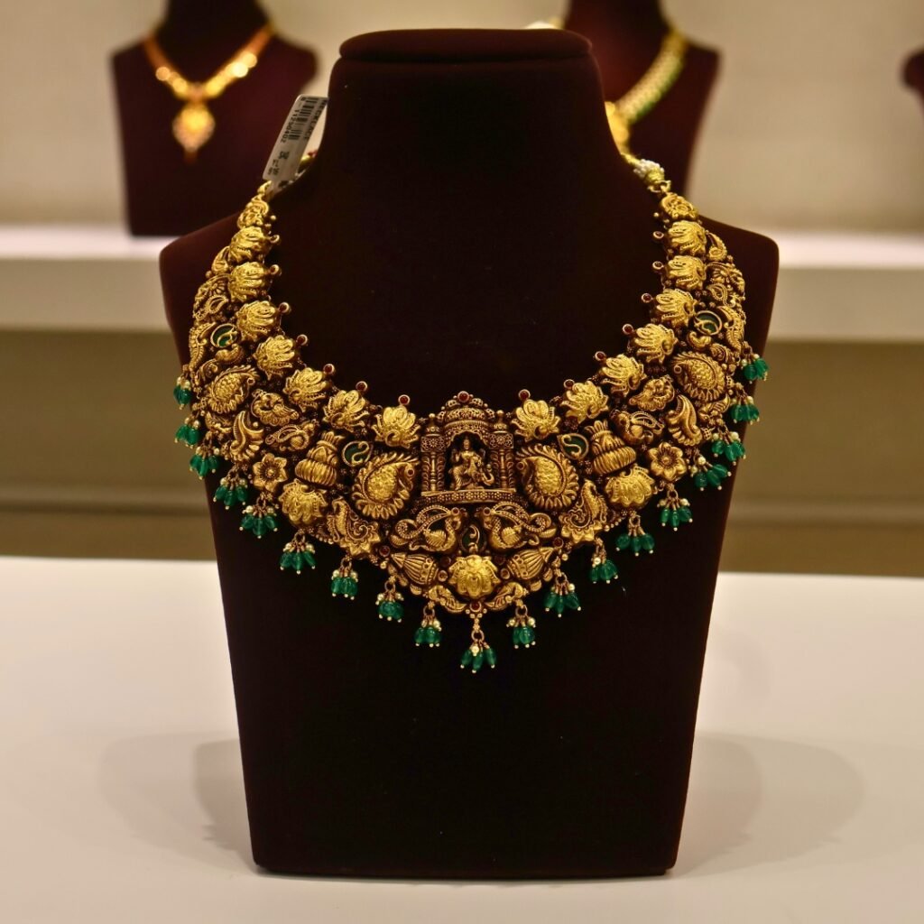 22KT Gold Antique Nakasa Lakshmi Necklace with Pearl & Green Beads (HUID Hallmarked) – Grand Bridal Collection (58.72g)