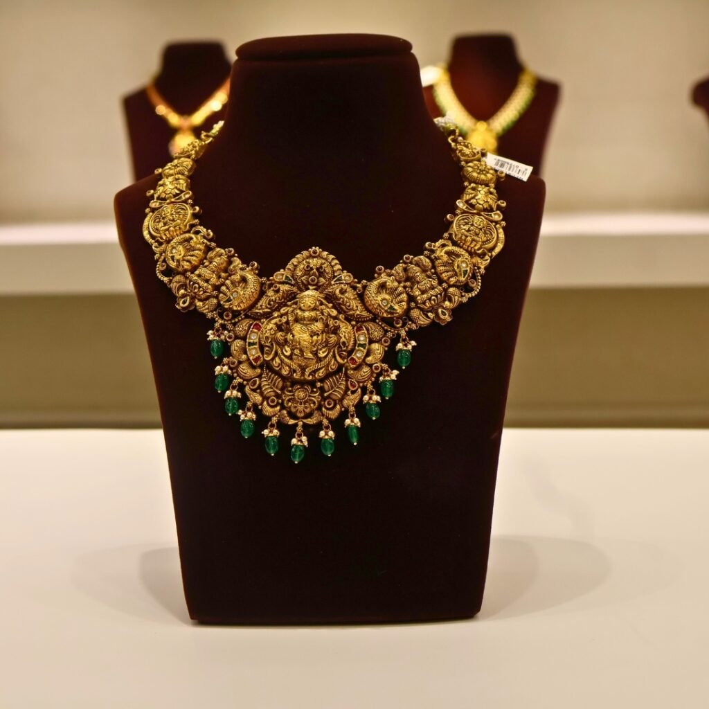 22KT Gold Antique Nakasa Necklace with Pearl & Embossed Lakshmi Work (HUID Hallmarked) – Grand Bridal Collection (44.72g)