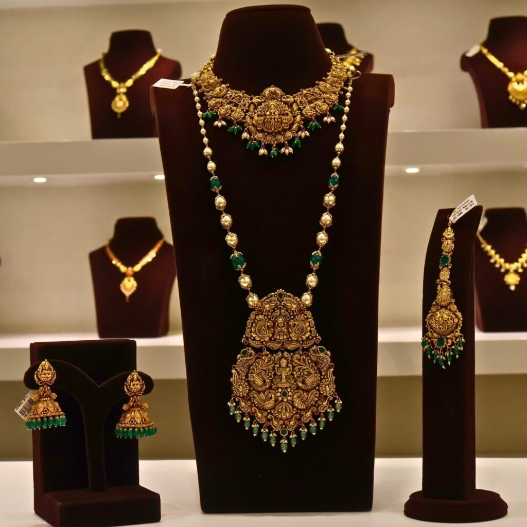 22KT Gold Antique Nakasa Bridal Jewellery Set (Necklace, Hara, Jhumka & Nettichutti) with Pearl & Green Beads – HUID Hallmarked (91.27g)