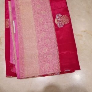 Crepe Saree – Red with Pink Zari Border (Elegant Festive Collection)