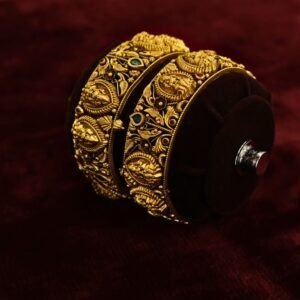 22KT Antique Gold Emerald Stone Screw Bangles (HUID Hallmarked) – 46.05g