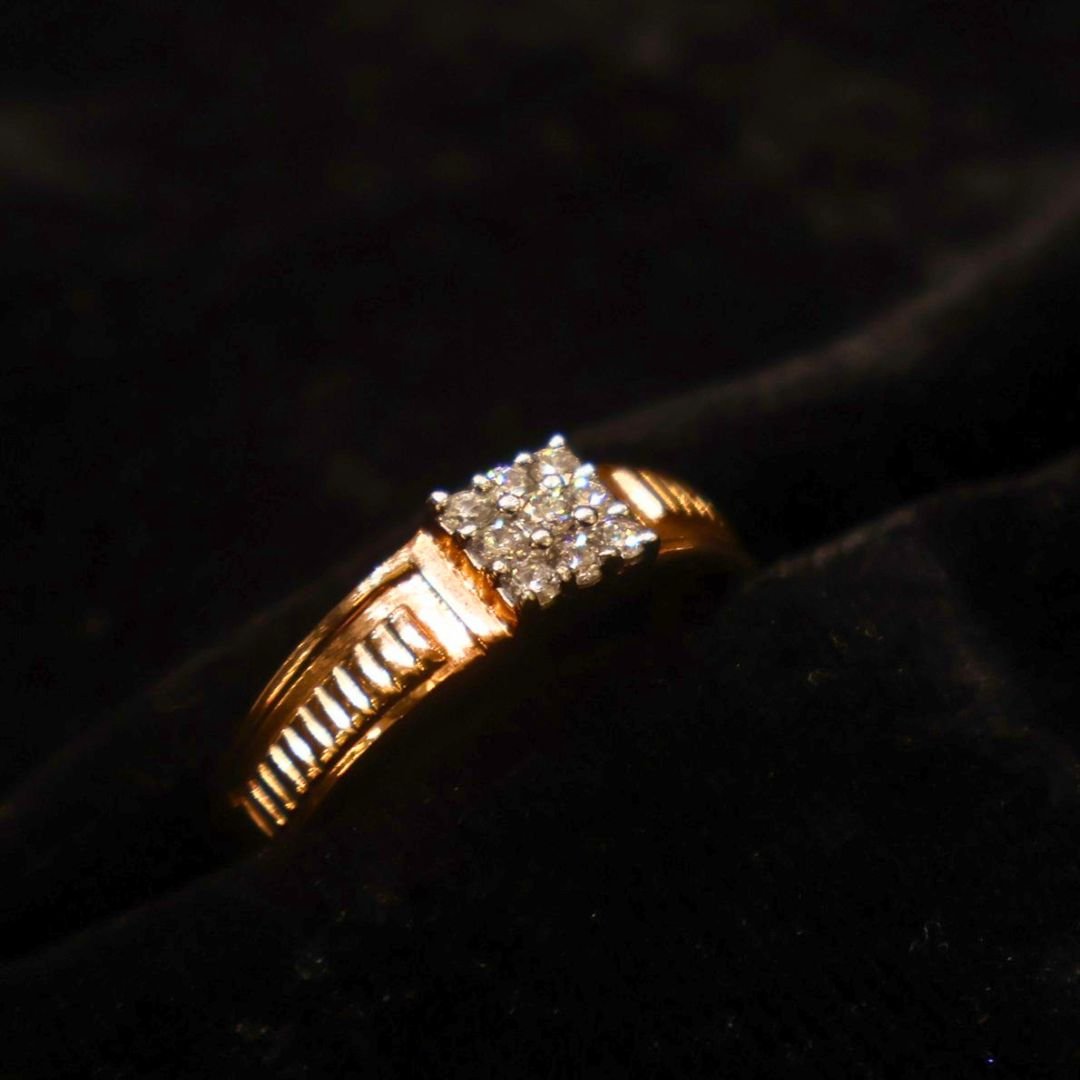 18KT Diamond Men’s Ring (0.31 Ct) – Premium Elegant Design