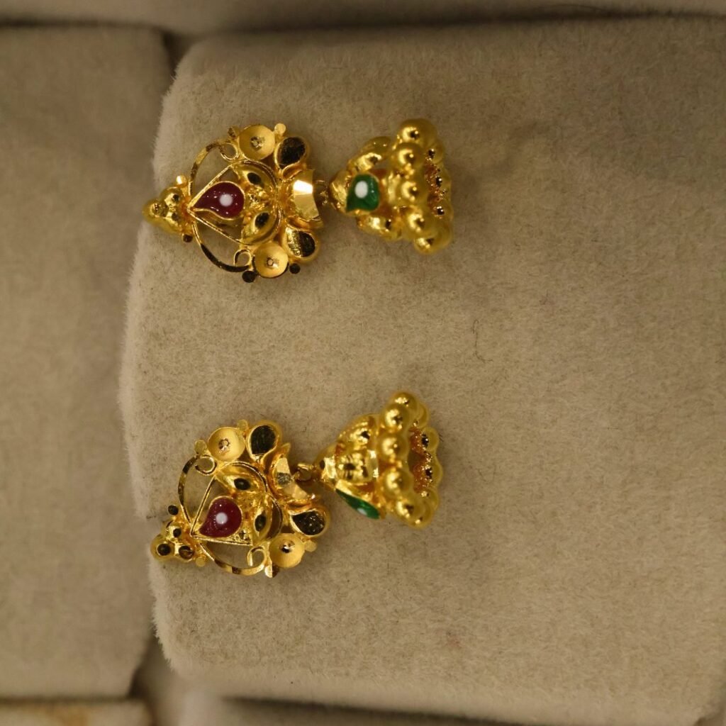 22KT Gold Small Jhumki Earrings – Bombay Design (HUID Hallmarked) – 2.76g