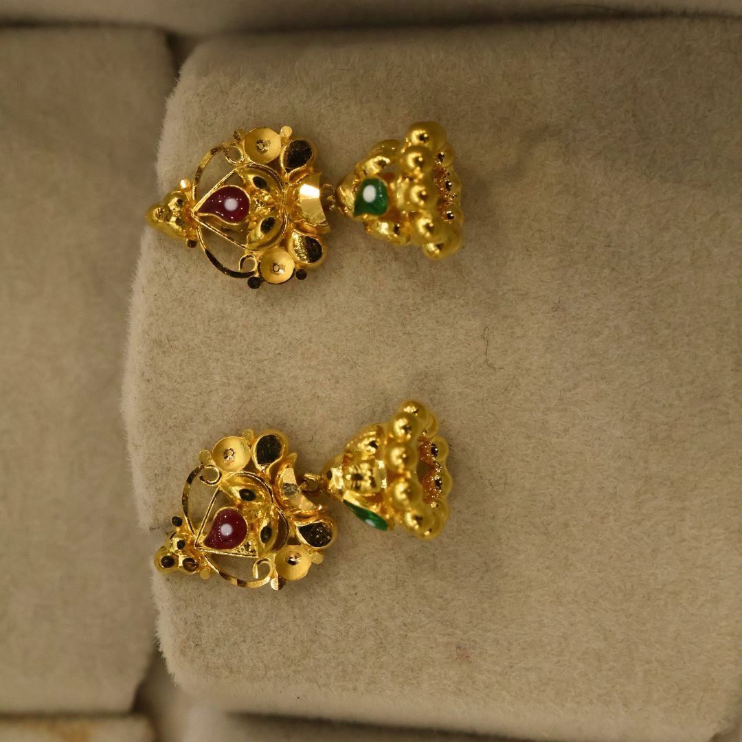 22KT Gold Small Jhumki Earrings – Bombay Design (HUID Hallmarked) – 2.76g