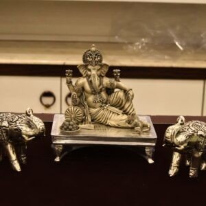 92.5 Silver Antique Ganesha Idol (HUID Hallmarked) – 564.40g