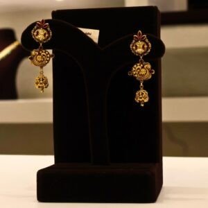 22KT Gold Antique Kundan Work Earrings (HUID Hallmarked) – Elegant Traditional Collection (12.76g)