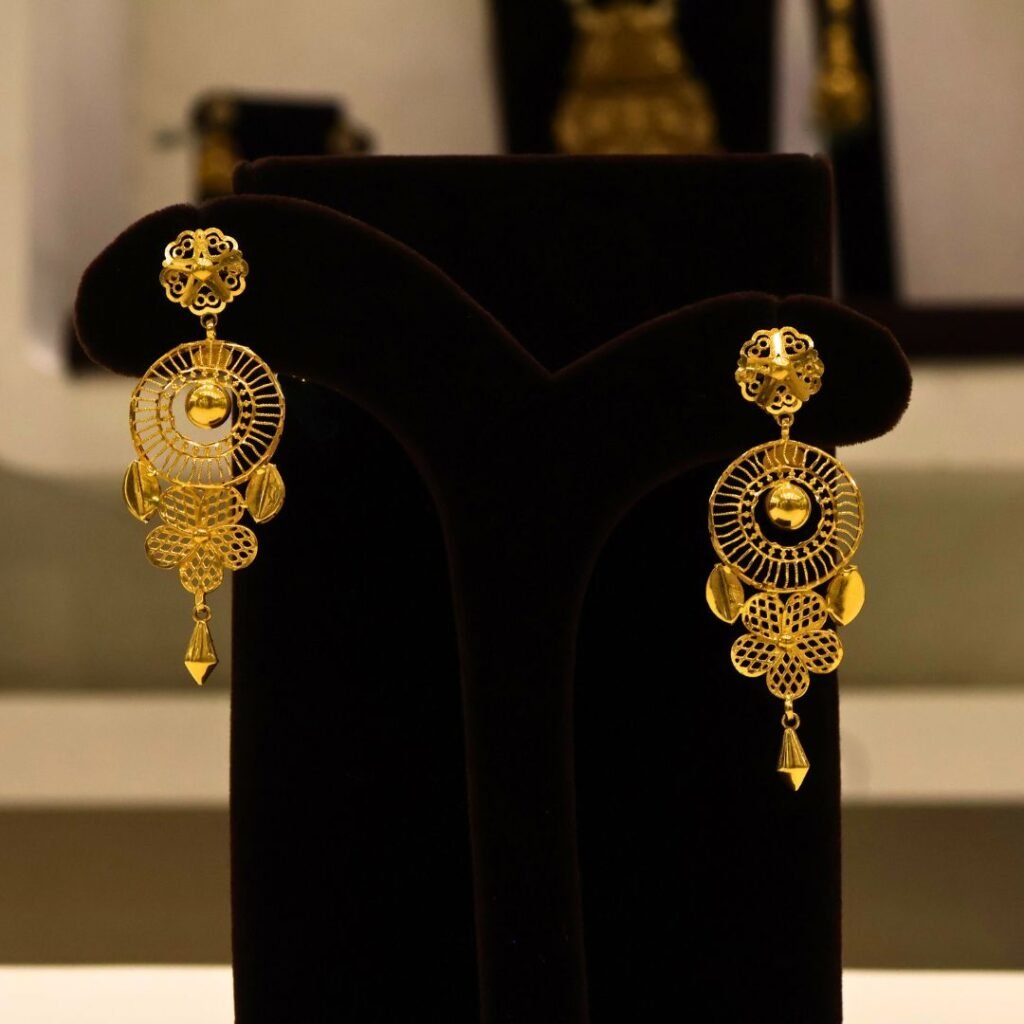 22KT Gold Kolkata Design Earrings (HUID 22KT Gold Kolkata Design Earrings (HUID Hallmarked) – Elegant Traditional Collection (9.68g)Hallmarked) – Elegant Traditional Collection (9.68g)