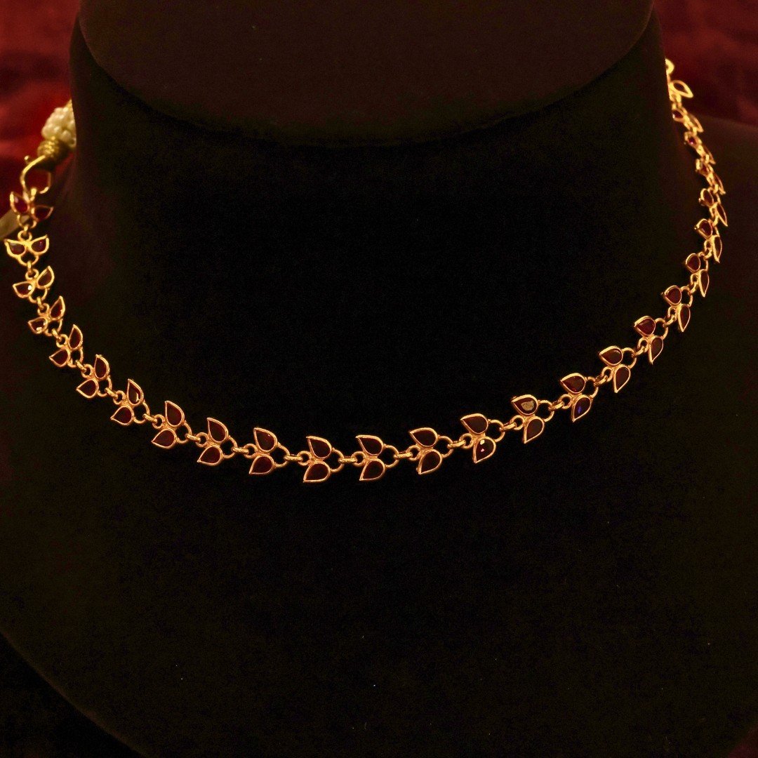22KT Gold Lightweight Stone Necklace (HUID Hallmarked) – Elegant Daily Wear Collection (6.36g)