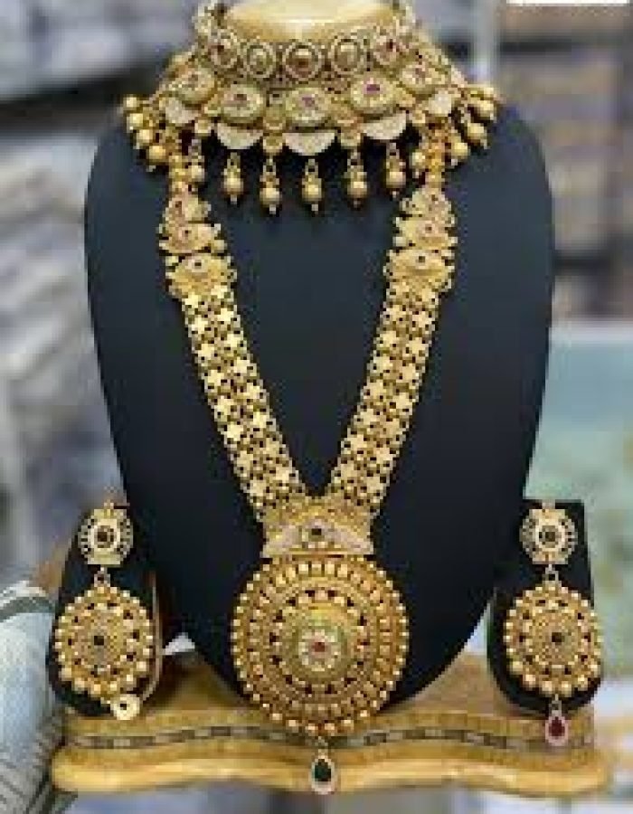 18KT White Gold Diamond Ring